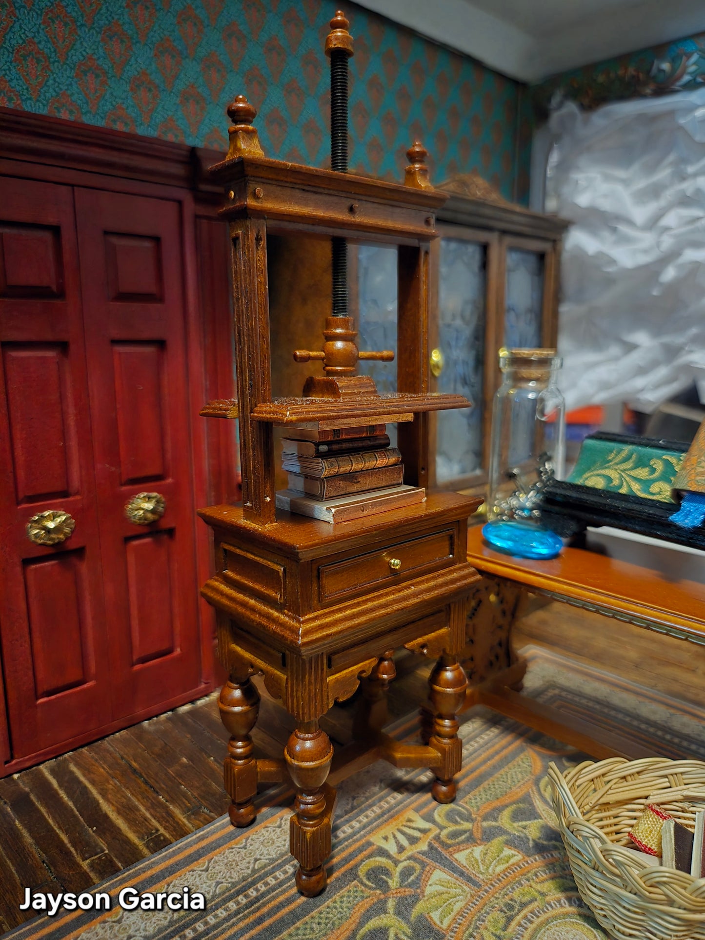 Miniature bookbinding press / blanket press in 1:12 scale walnut wood with metal screw books press