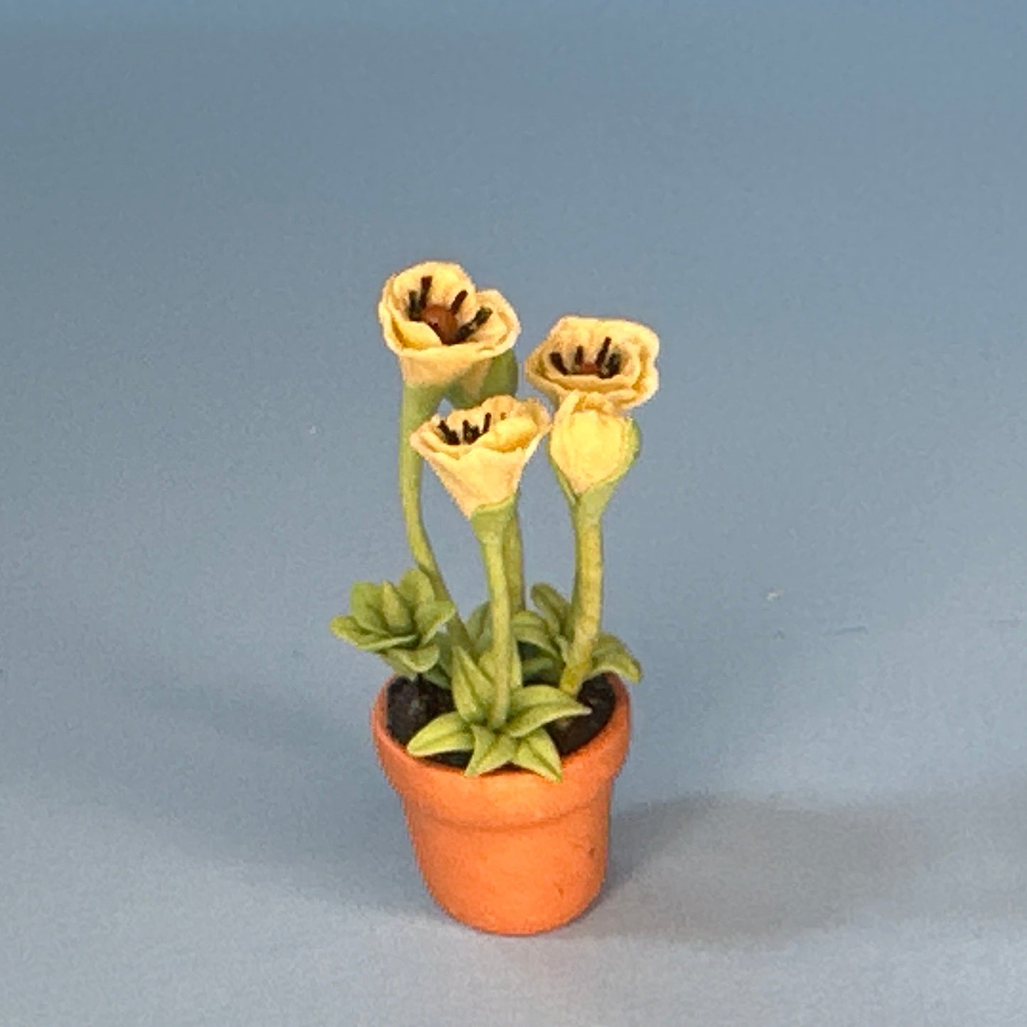 House potted plant pot for dollhouse miniature 1:12 scale Calla Lilies