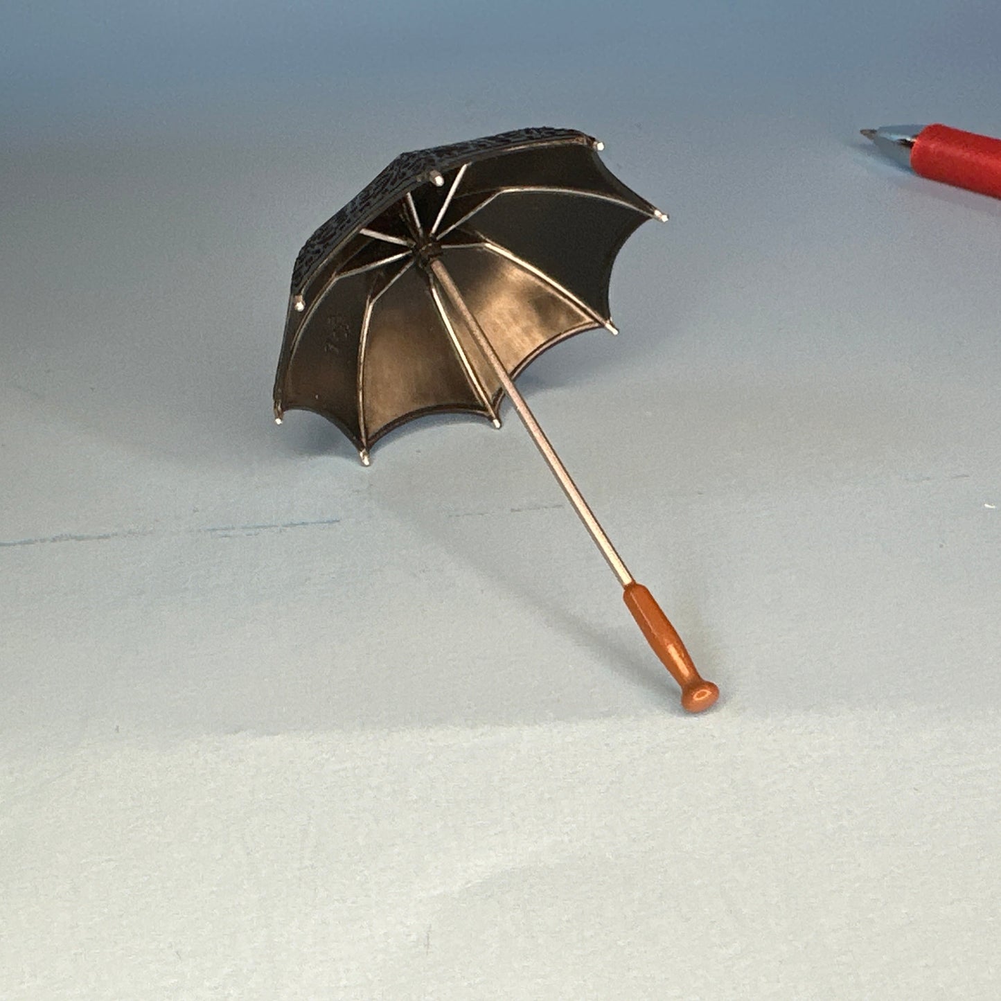 Heidi Ott Dollhouse Miniature Umbrella – Black (1:12 Scale)