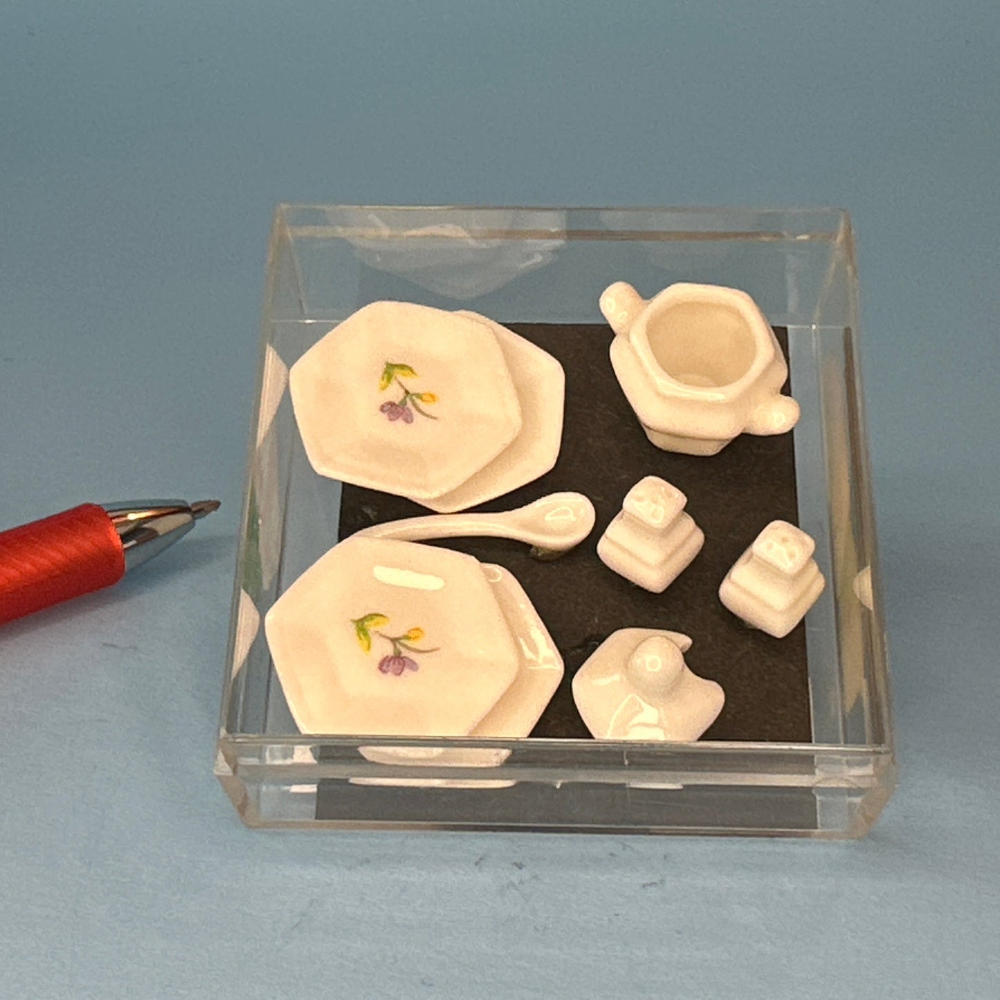 Miniature White Serving Set with Floral Design for Dollhouses – 1:12 Scale
