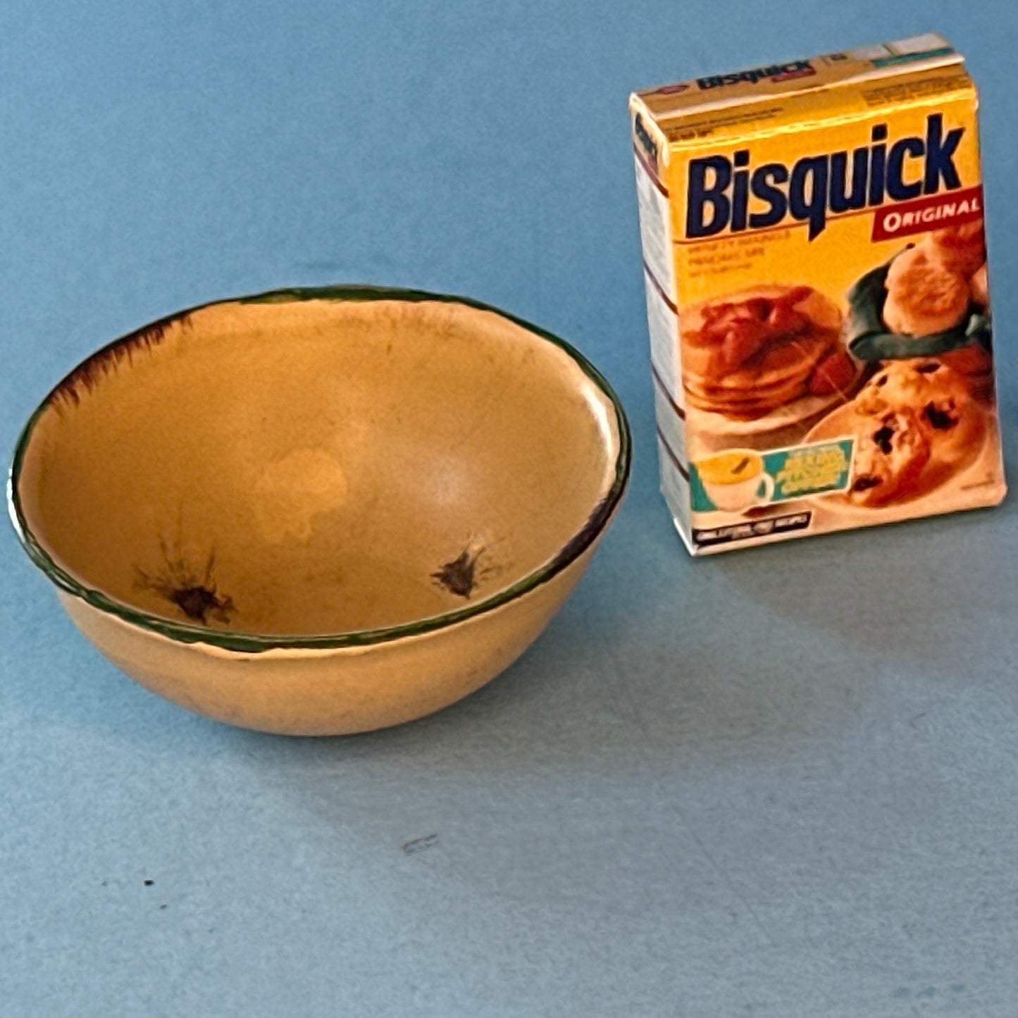 Miniature Bisquick Pancake Mix Box with Bowl for Dollhouses Acc2951 Z08 1:12 scale