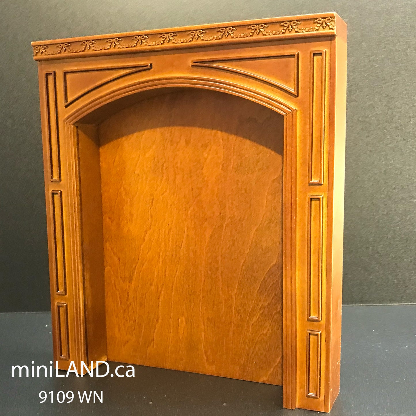 MANOR PANEL plain arc wall panel UNIT - 1:12 scale dollhouse miniatures