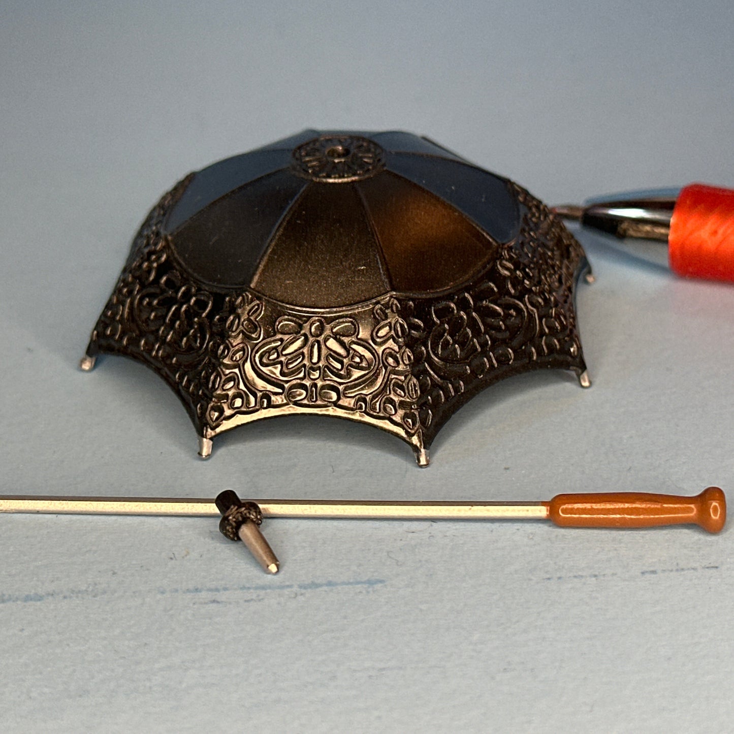 Heidi Ott Dollhouse Miniature Umbrella – Black (1:12 Scale)