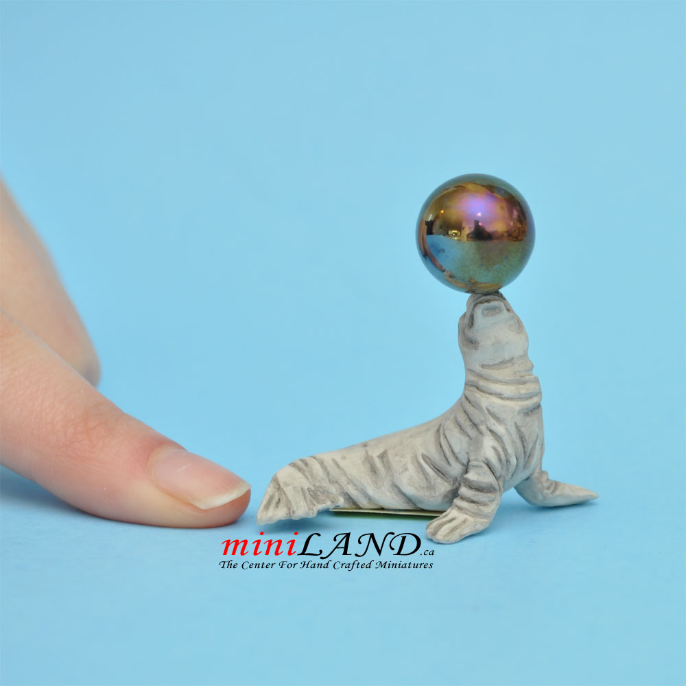 Seal With Ball Stone 1- H for 1:12 scale dollhouse miniature