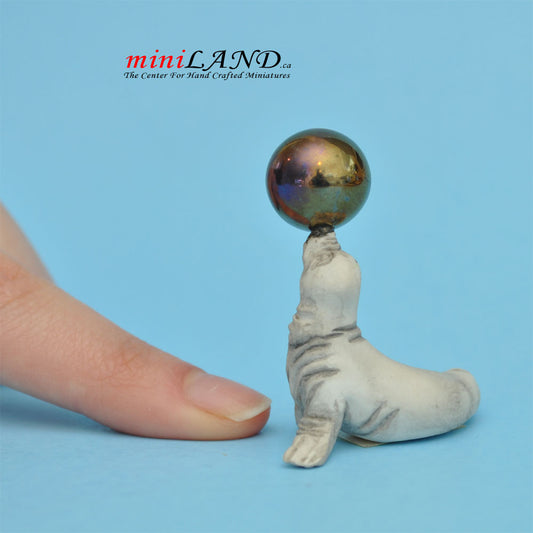 Seal With Ball Stone  1-  H for 1:12 scale dollhouse miniature