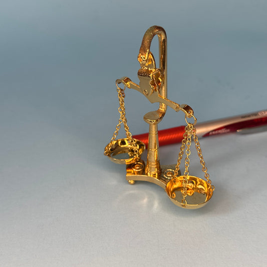 Brass 1:6 scale Balance Scales with Weights for Dollhouses miniature