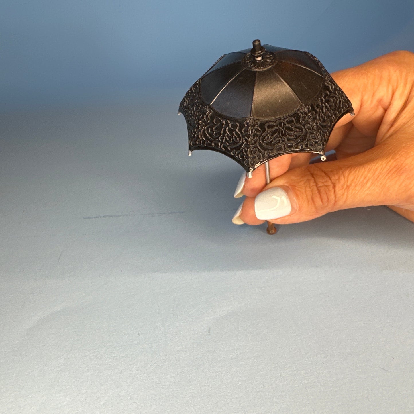 Heidi Ott Dollhouse Miniature Umbrella – Black (1:12 Scale)