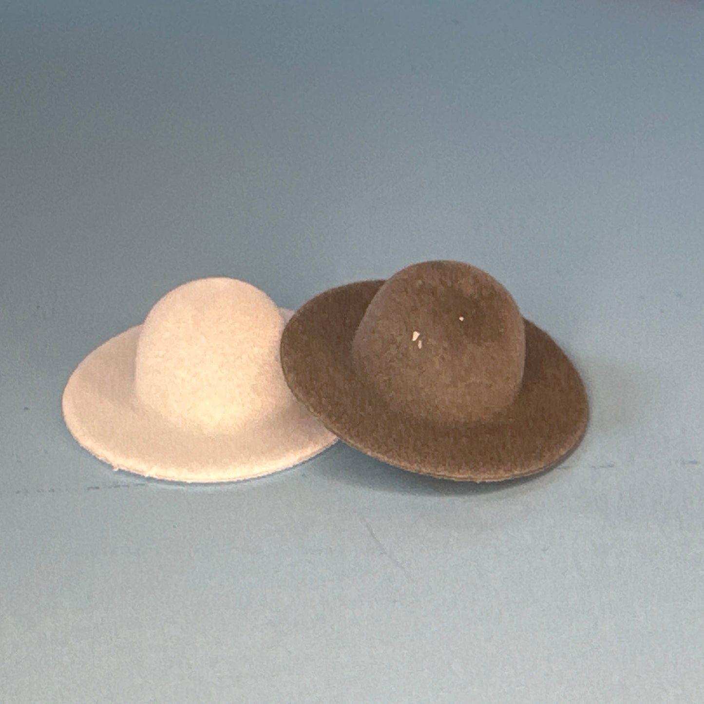 Heidi Ott Dollhouse Miniature Hats – Set of 2 (1:12 Scale)