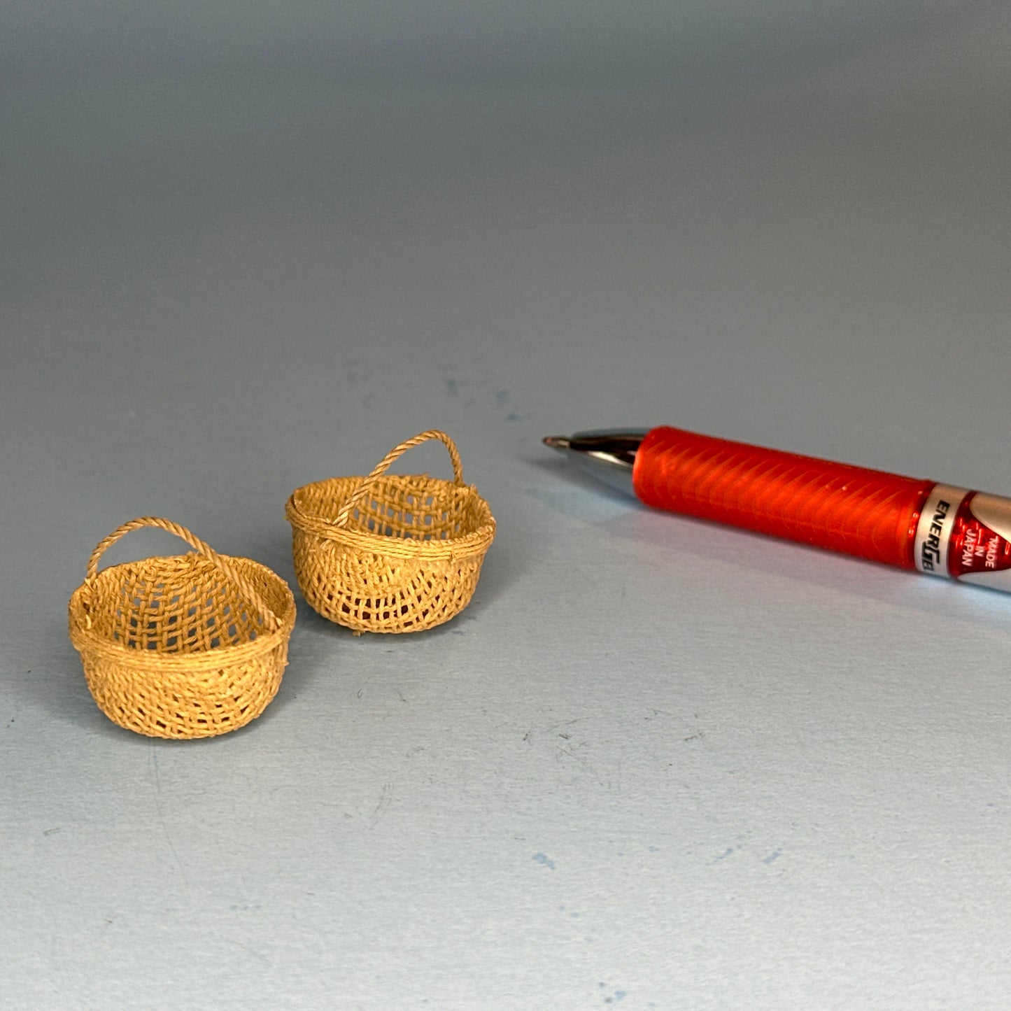 1:12 Scale Miniature Wicker Basket Set – 2 Pieces (Copy)