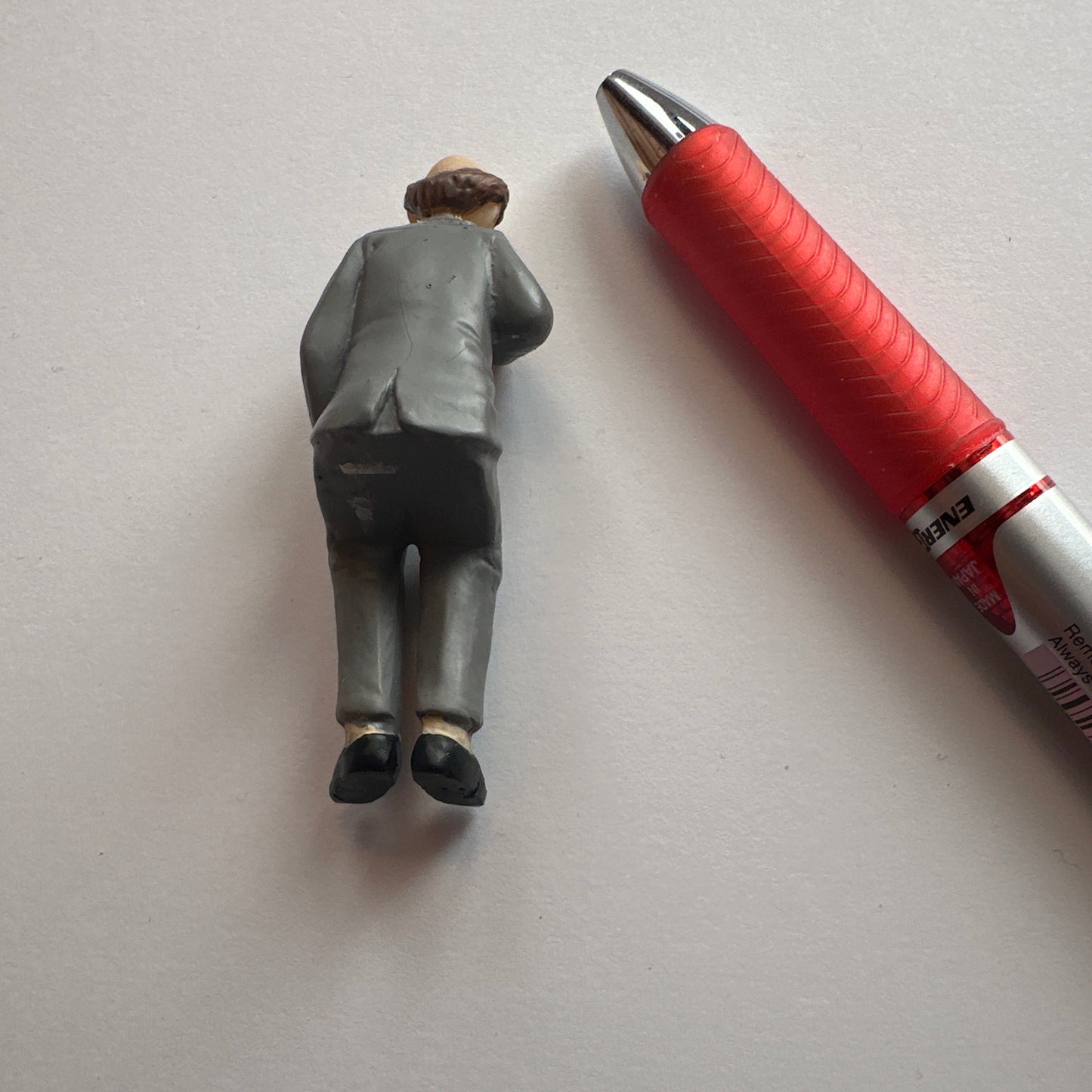 Miniature Doll 1:24 – Seated Grandpa in a Gray Suit