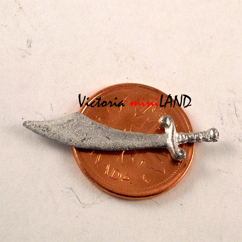 DAGGERS 1-1/4"L miniature en métal non finie pour maison de poupée - Faites-le vous-même