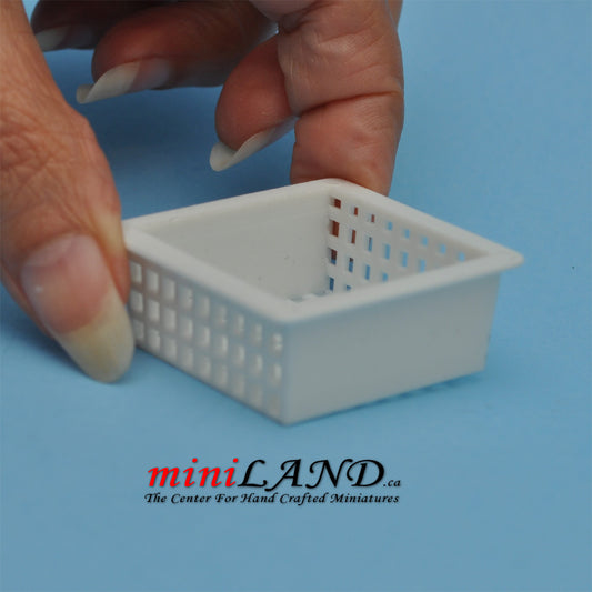 Panier à linge ou à jouets blanc miniature pour maison de poupée 1:12 A