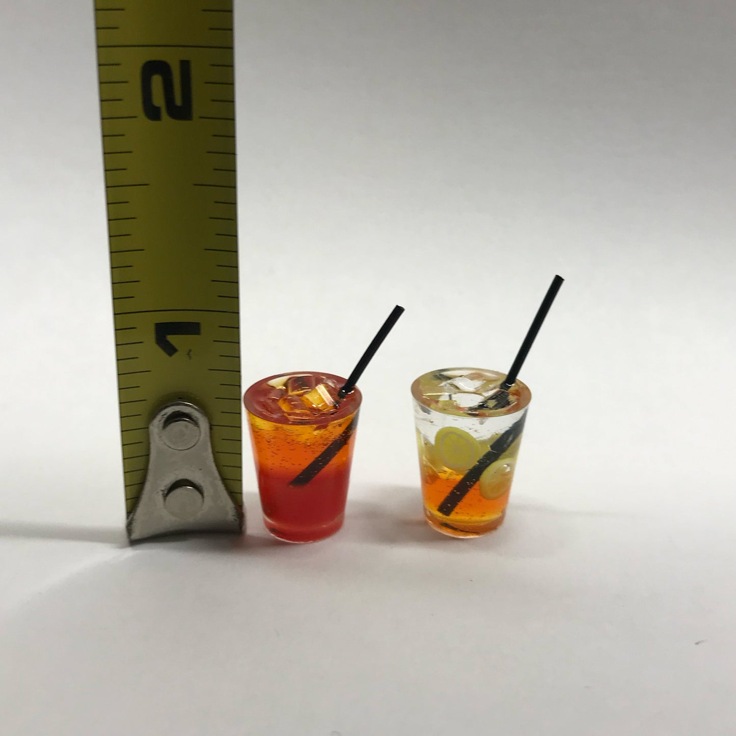 Miniature handmade cold tea with lemon 1:12 Dollhouse Kitchen Accessories food glass drink