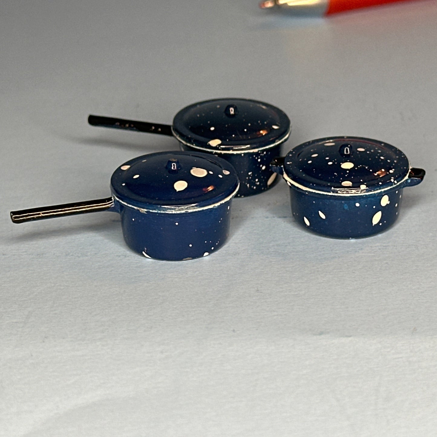 Miniature Blue Polka Dot Cooking Pots – Set of 3 – 1:12 Scale