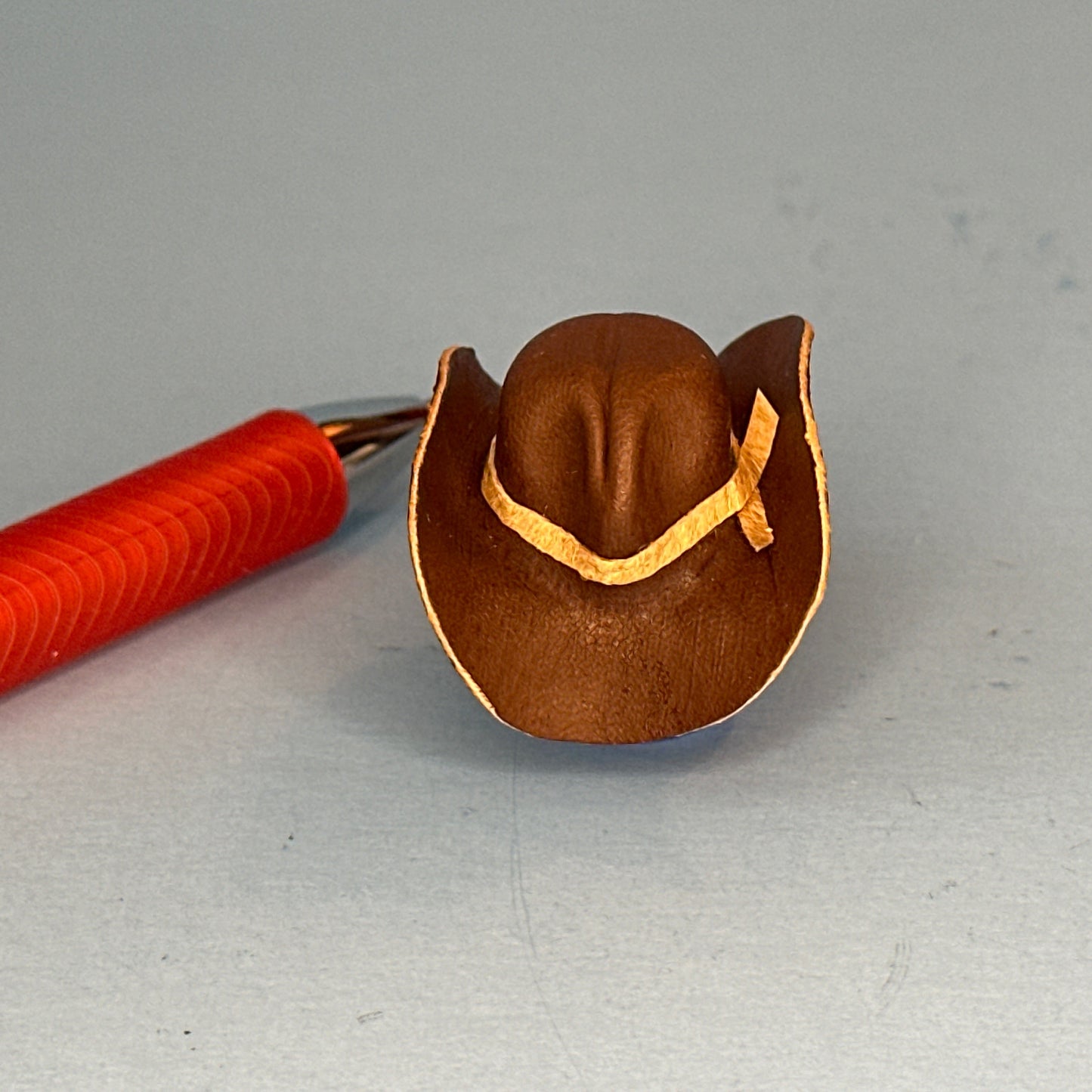 Miniature Brown Cowboy Hat with Lighter Brown Insert – 1:12 Scale