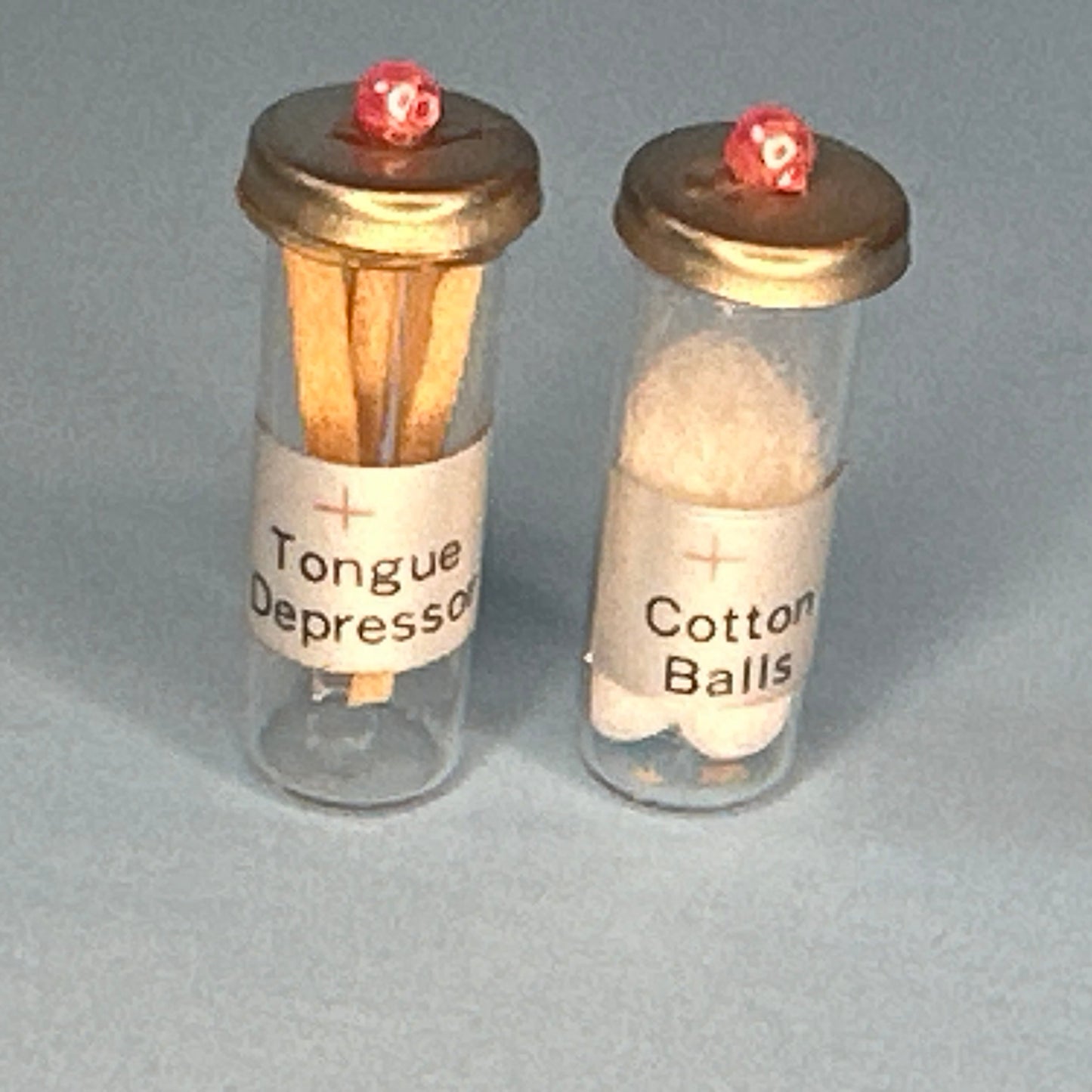 1:12 Scale Miniature Doctor’s Clinic Glass Jars – Cotton & Tongue Depressors