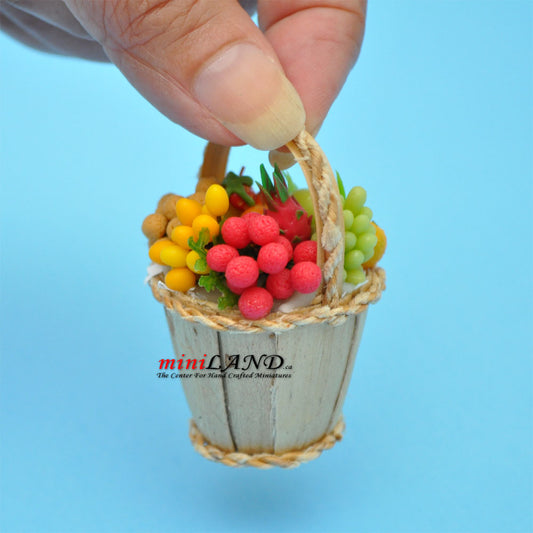 Magnifique panier à fruits avec anse courte miniature pour maison de poupée échelle 1:12