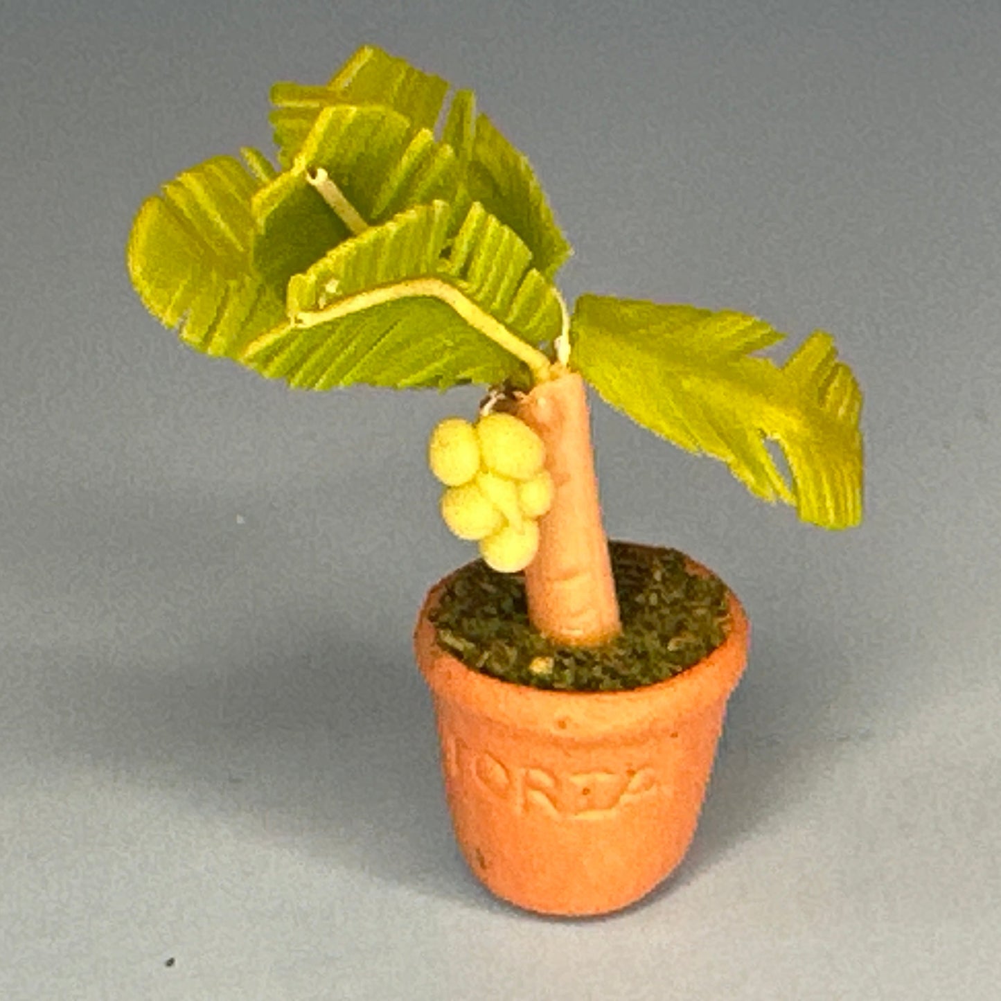 Miniature Palm Tree with Dates – 1:12 Scale