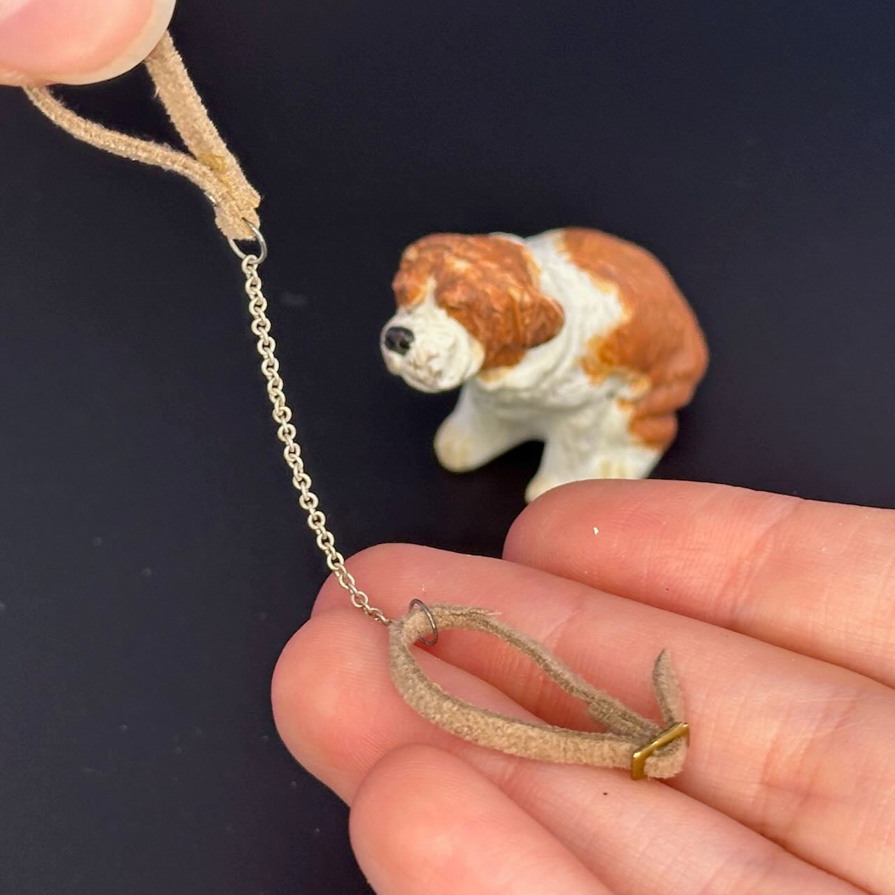 Miniature Dog Leash – 1:12 Scale