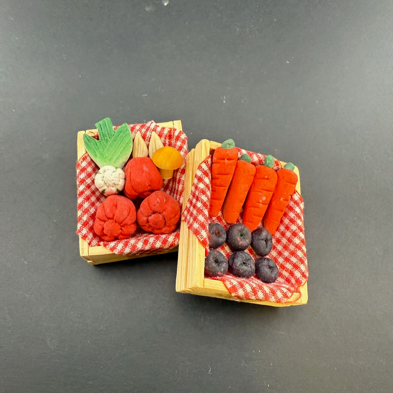Set of 2 Economical Miniature Wooden Vegetable Crates – 1:6 Scale