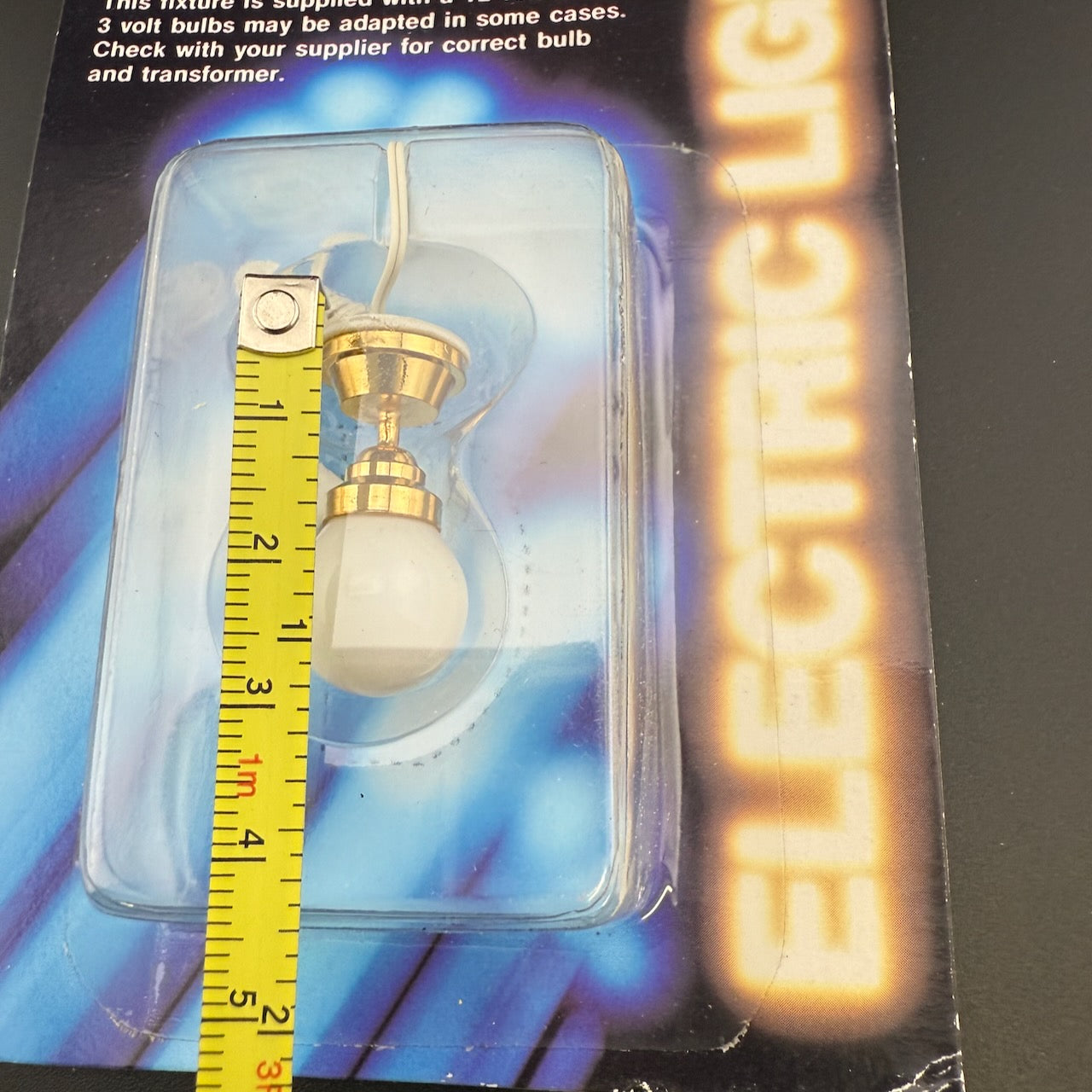 Miniature 12V white globe ceiling Lamp for Dollhouse Light with Plug – 1:12 Scale