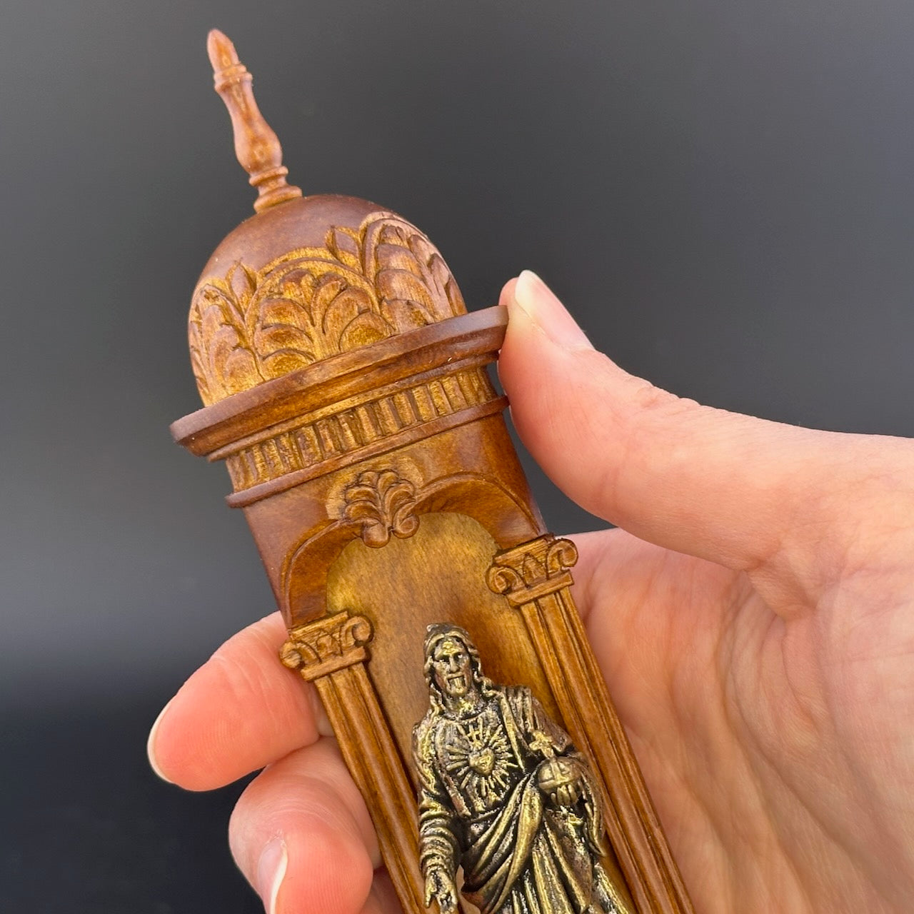 Große Wandnische für Puppenhausminiaturen im Maßstab 1:12 bis 1/6, Wandpaneel aus Walnussholz, handgefertigt