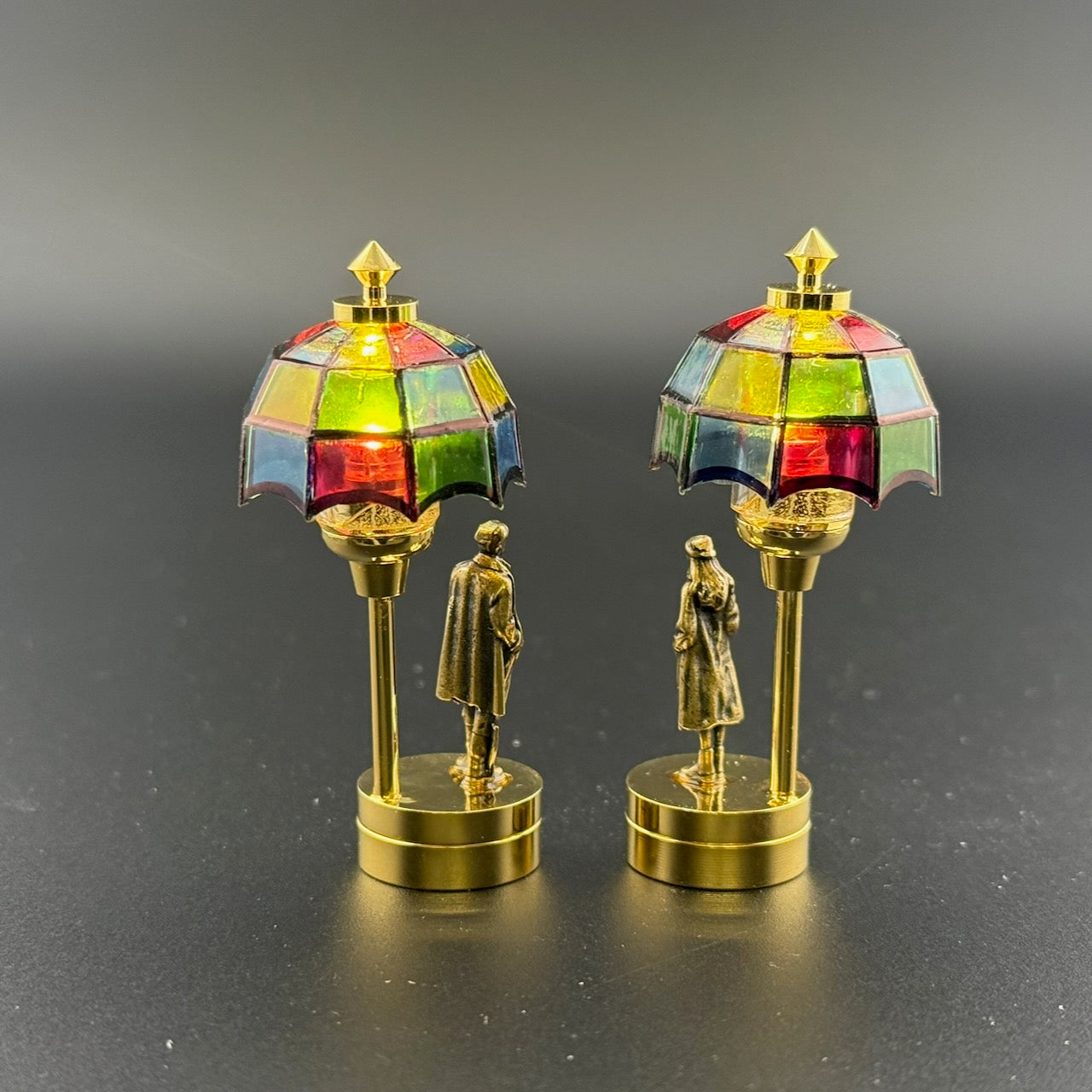 Romantic His and Hers miniature Pair of Dollhouse Lamps Touchless operation with Wand bedroom LED 1:12 Tiffany light WINTER LOVE Tiffany
