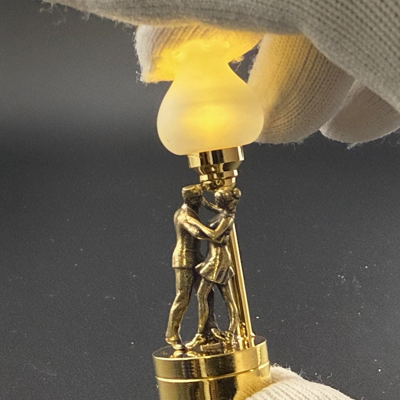 Tango dance Miniature Touchless operation with Wand 1:12 romantic table lamp LED light for Dollhouse No-touch No-Switch Stick