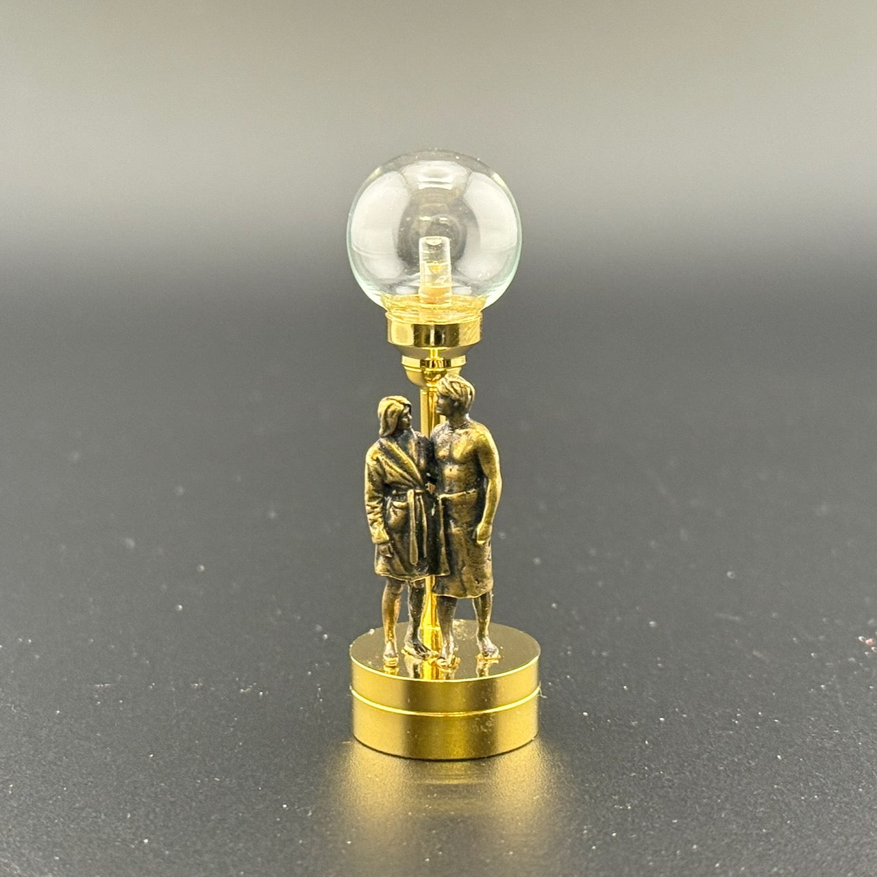 Spa Miniature Touchless operation with Wand 1:12 romantic table lamp LED light for Dollhouse No-touch No-Switch Stick