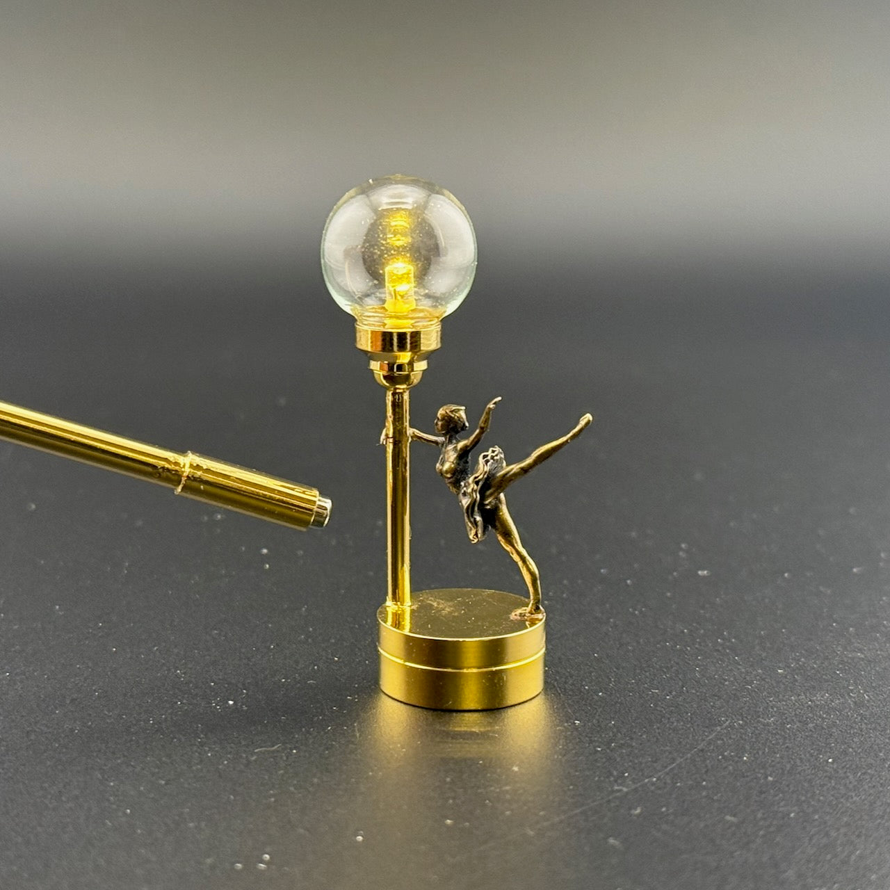 Ballet dancer, ballerina Miniature Touchless operation with Wand 1:12 romantic table lamp LED light for Dollhouse No-touch No-Switch Stick
