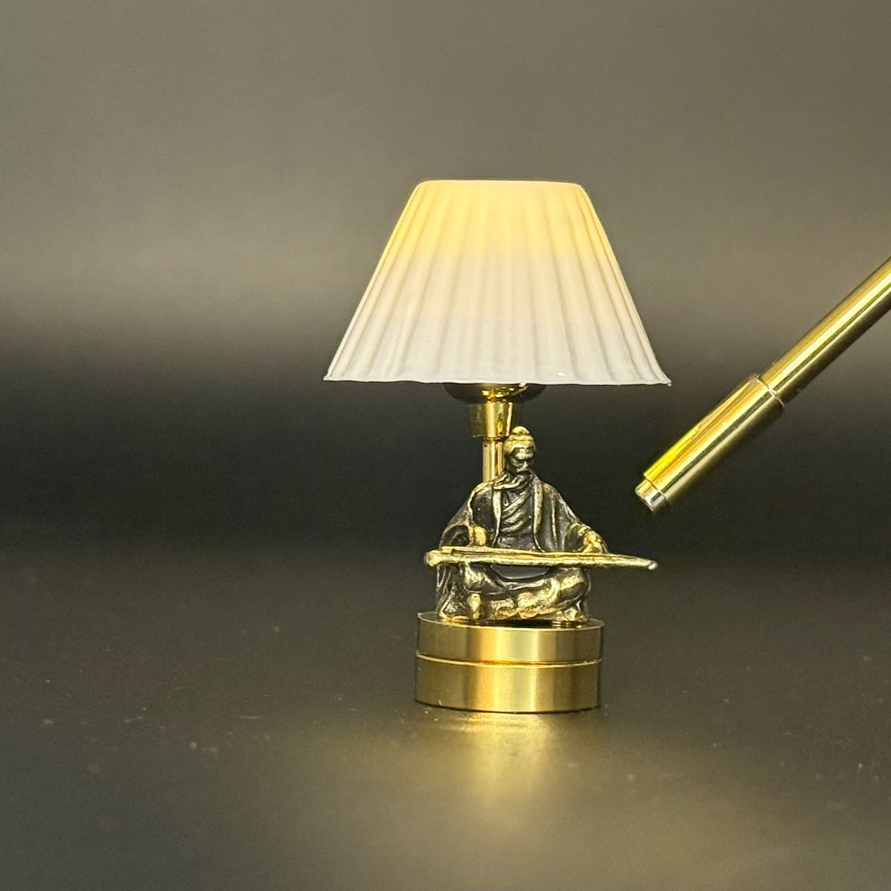 A Chinese warrior playing a musical instrument table lamp Miniature Touchless operation with Wand 1:12 LED light for Dollhouse No-touch No-Switch Stick