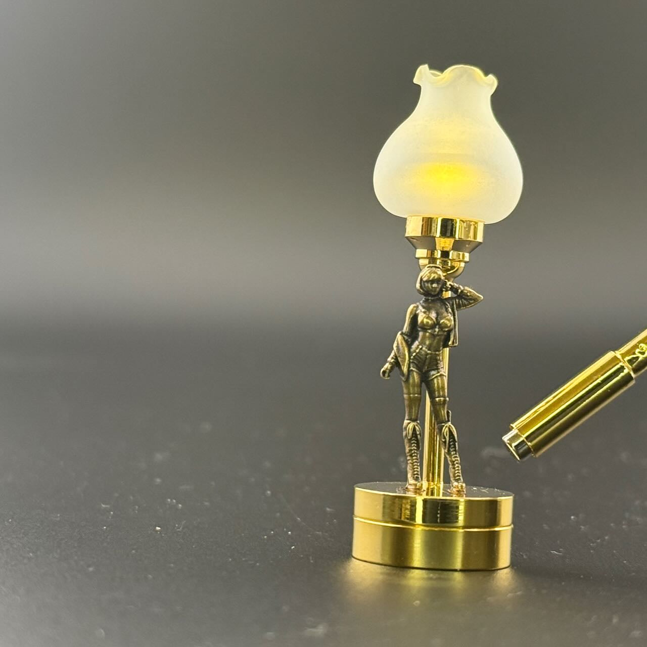 Sexy female figurine table lamp Miniature Touchless operation with Wand 1:12 LED light for Dollhouse No-touch No-Switch Stick