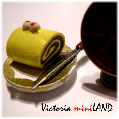 Miniature Swiss Roll Cake 1:12 Scale