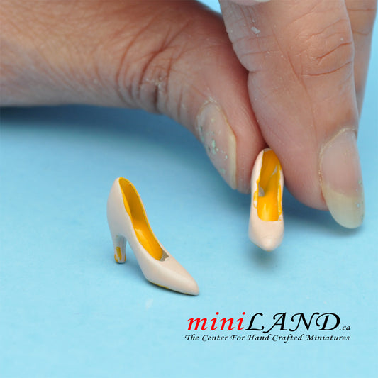 Shoes for dollhouse miniature display #17