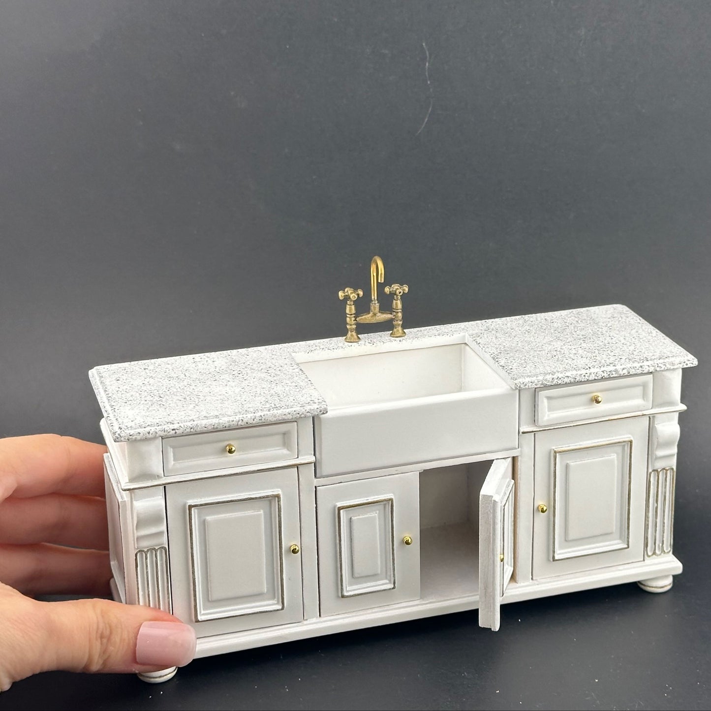 Snow White with gold trimming Victorian quality Kitchen sink unit counter with shelf metal sink top 1:12 dollhouse miniature V4067 PW (Copy)