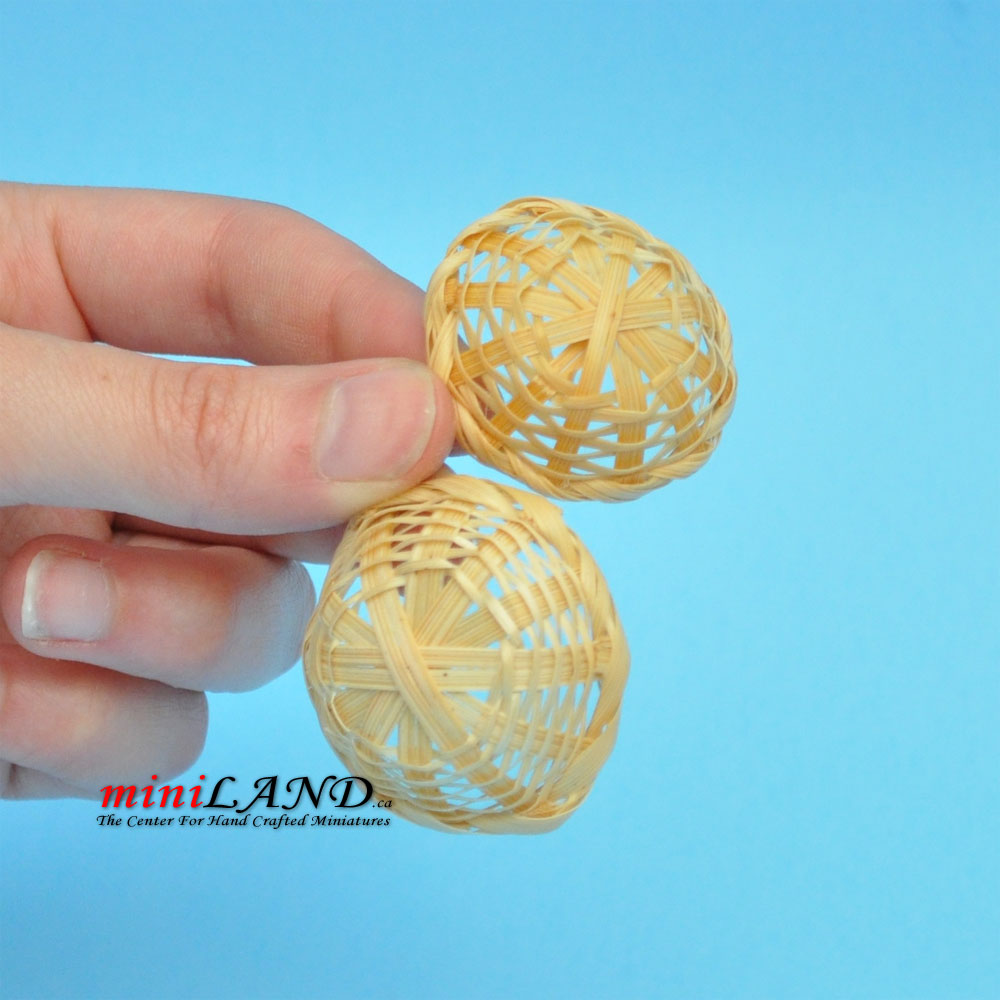 Wicker Baskets for bread or vegetables dollhouse miniature 2pcs 1:12 scale