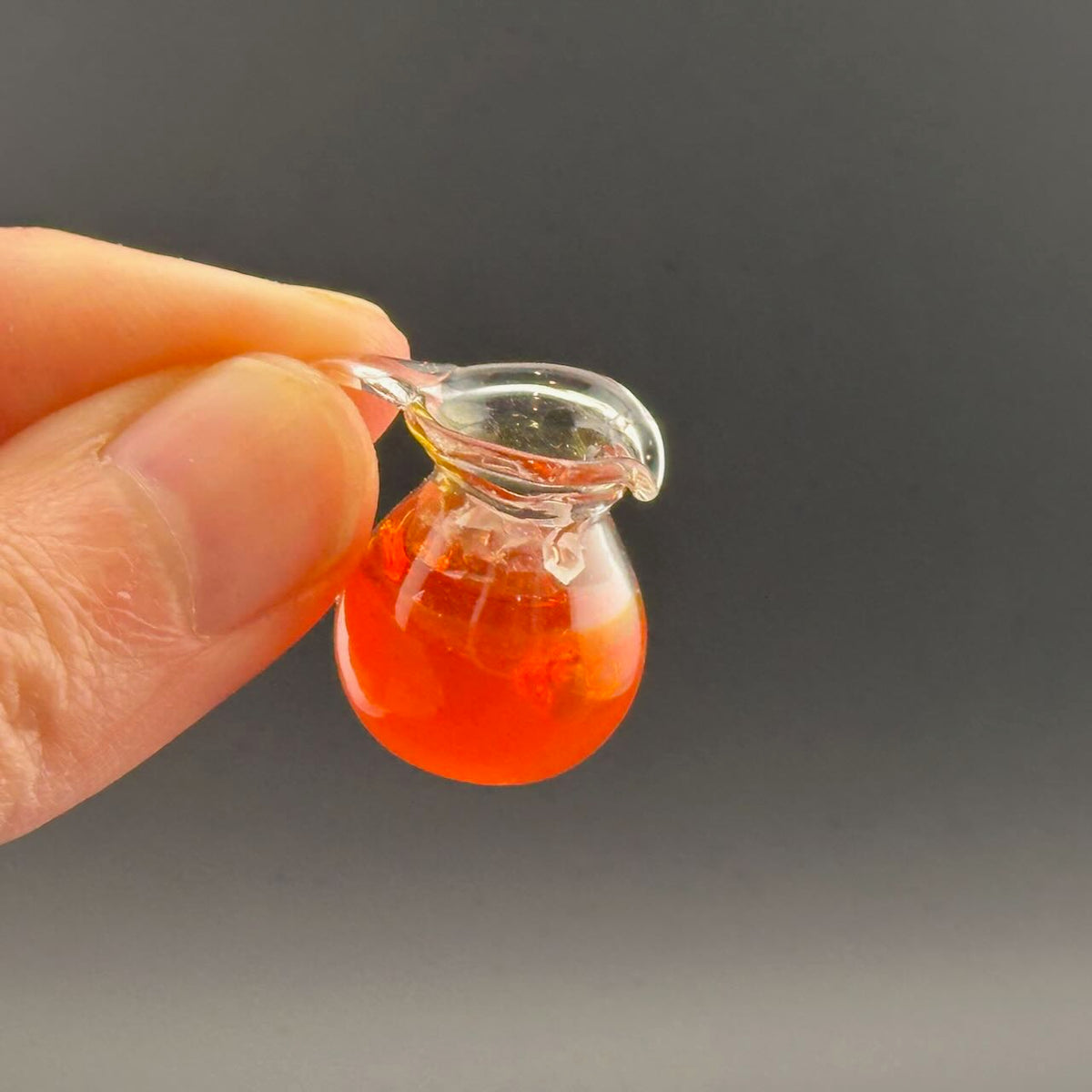 Pot en métal avec couvercle pour maison de poupée miniature échelle 1:12 A