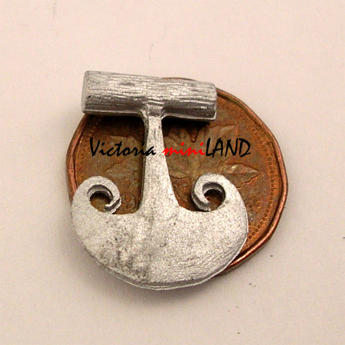 CHOPPER 3/4"H miniature en métal non finie pour maison de poupée - À faire soi-même