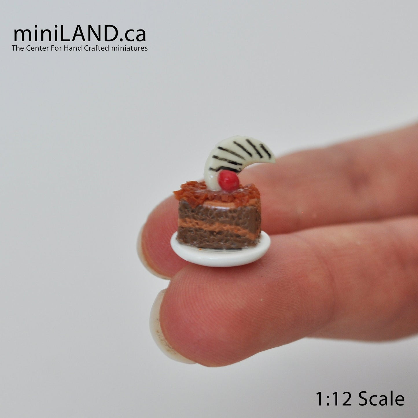 4 Pcs. assorted Dessert Platter 1:12 Scale dollhouse miniature - Chocolate cakes combo