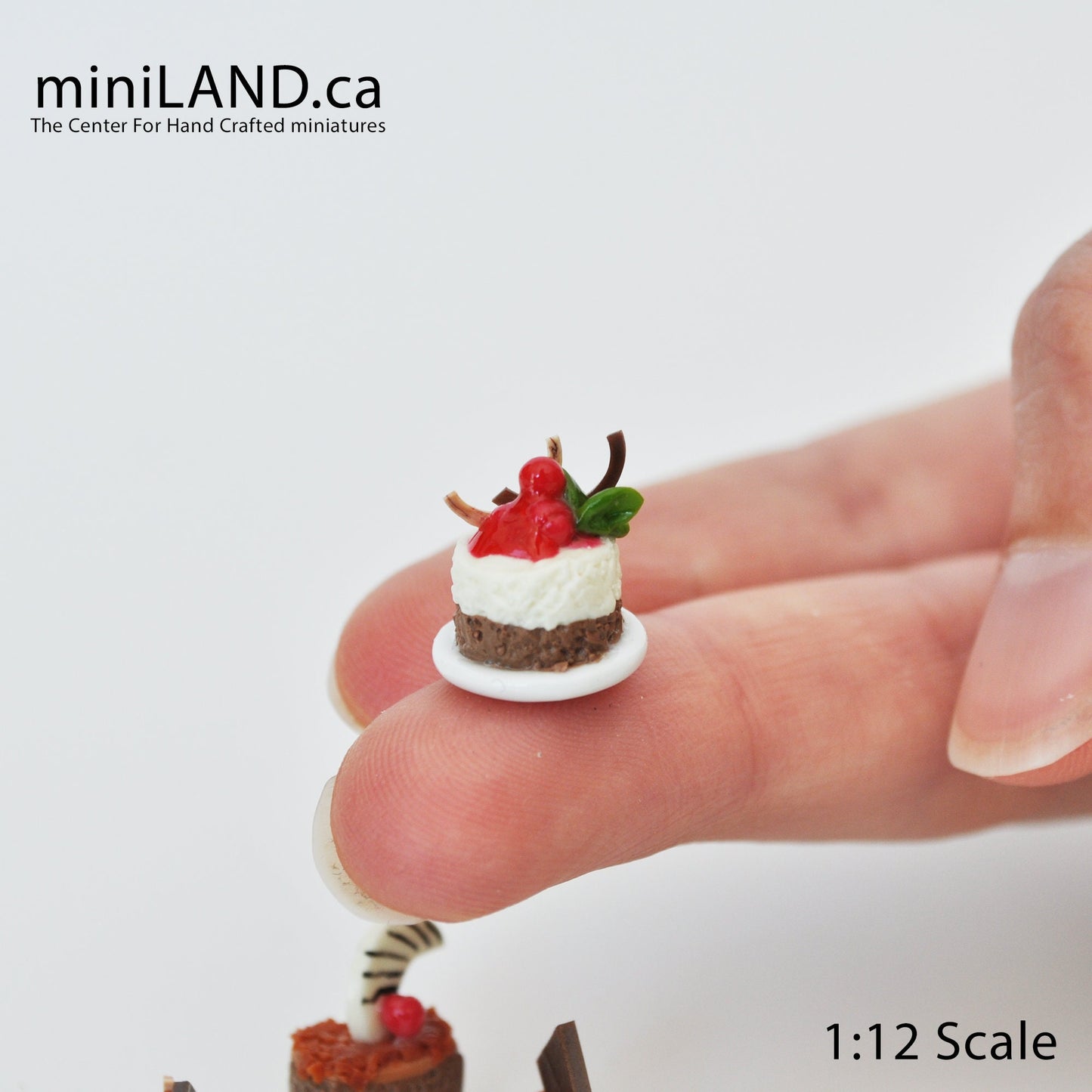 4 Pcs. assorted Dessert Platter 1:12 Scale dollhouse miniature - Chocolate cakes combo