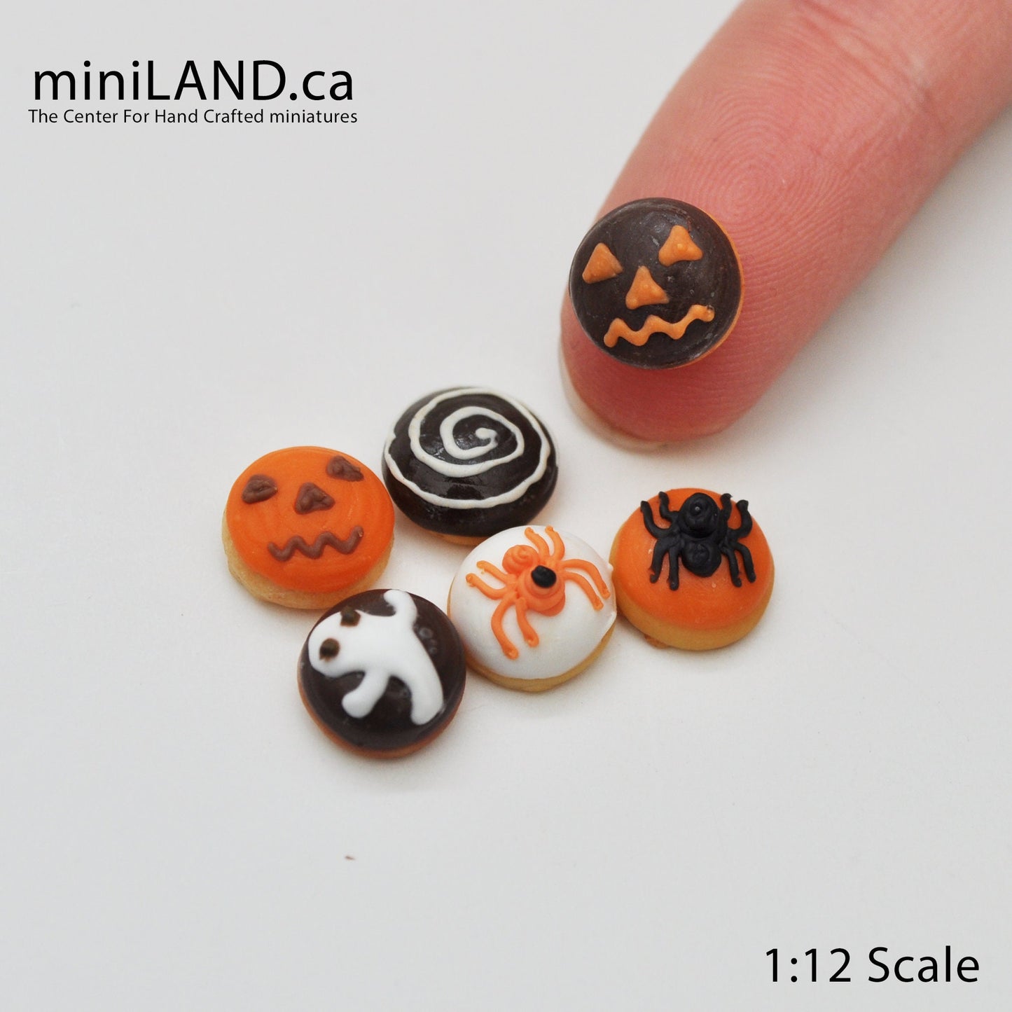 6 pcs. assorted Halloween Donuts - 1:12 Scale dollhouse miniatures food