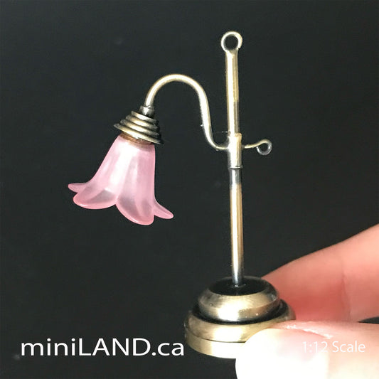 Lampe de table tulipe antique LED rose super lumineuse avec interrupteur marche/arrêt pour maison de poupée miniature 1:12, éclairage latéral de fleur d'époque