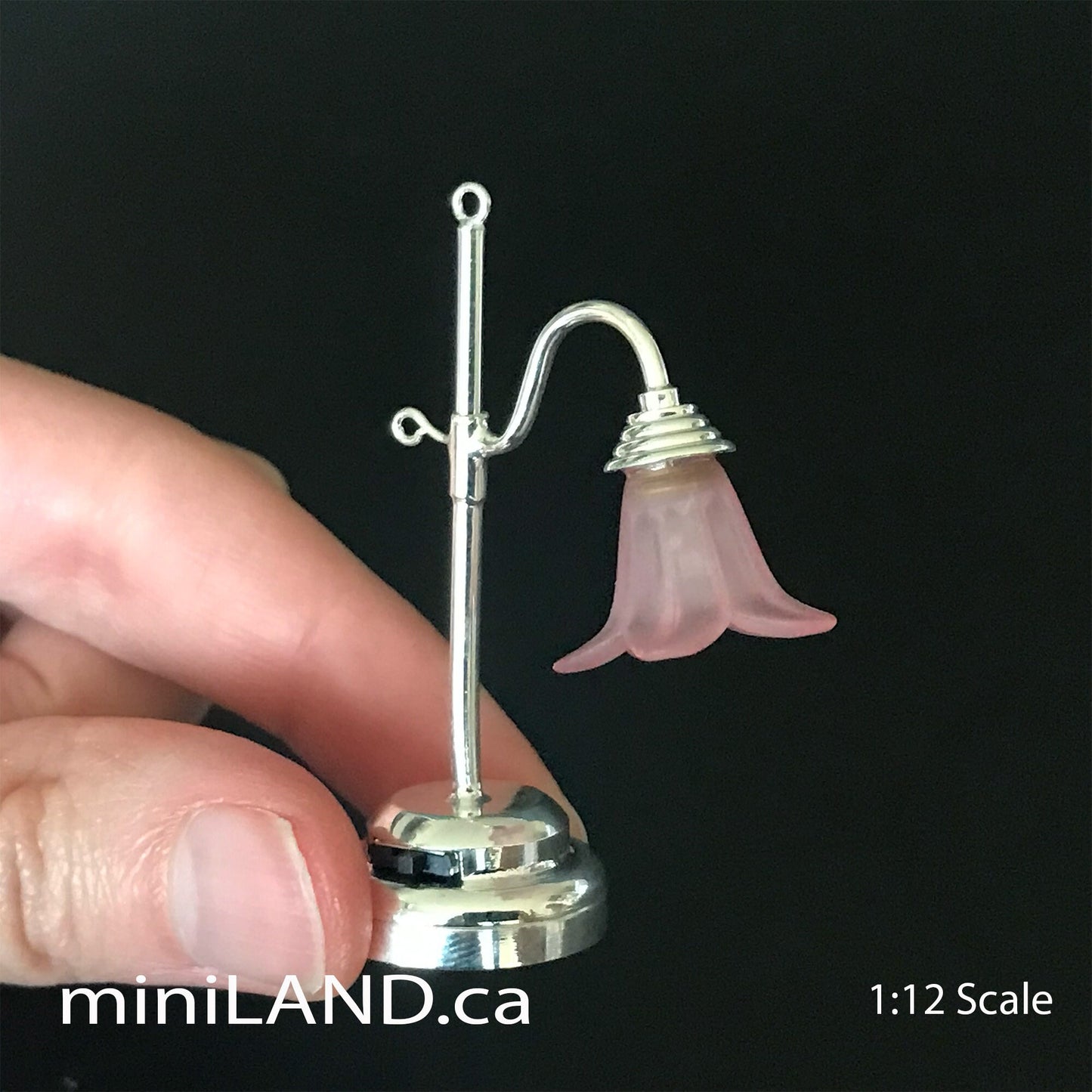 Lampe de table argentée à LED rose tulipe super lumineuse avec interrupteur marche/arrêt pour maison de poupée miniature 1:12