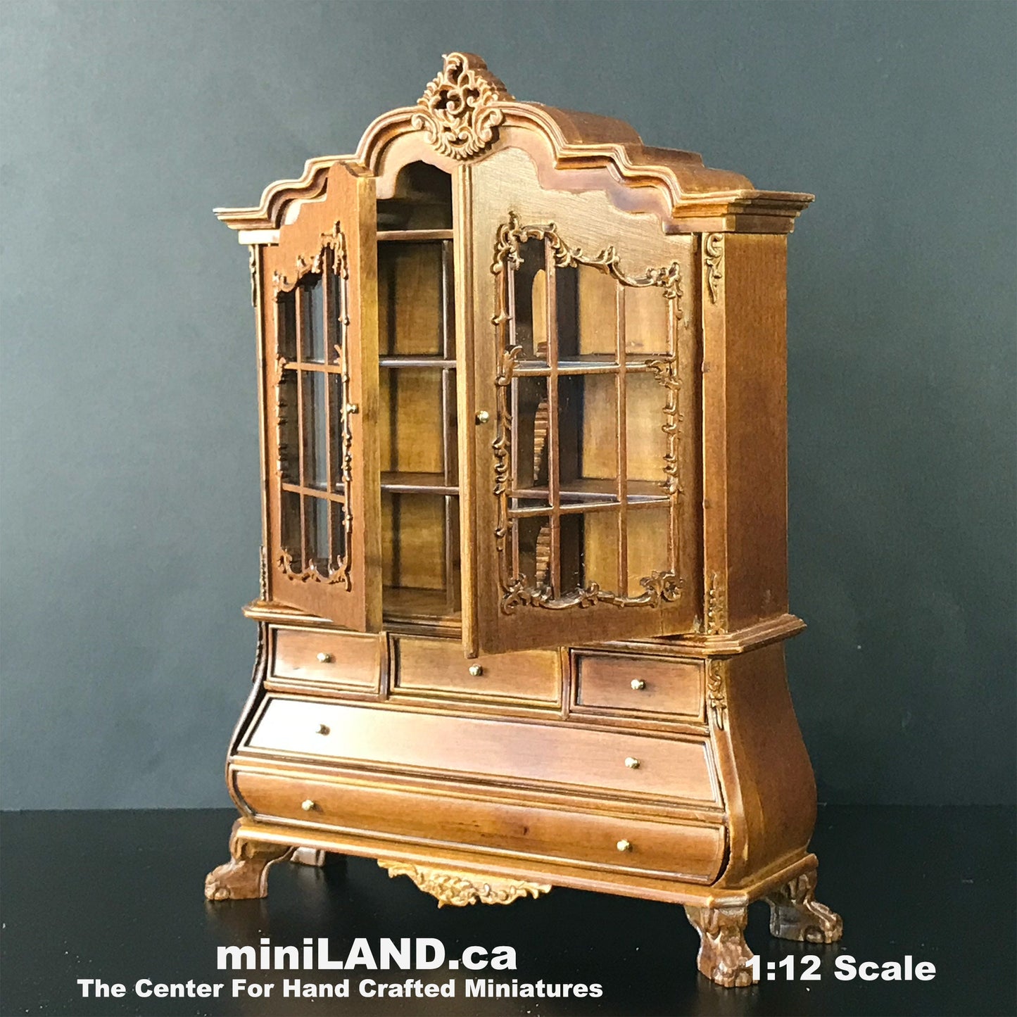 White Dutch baby 1:12 scale dollhouse for dollhouse Armoire MINIATURES 3895wh