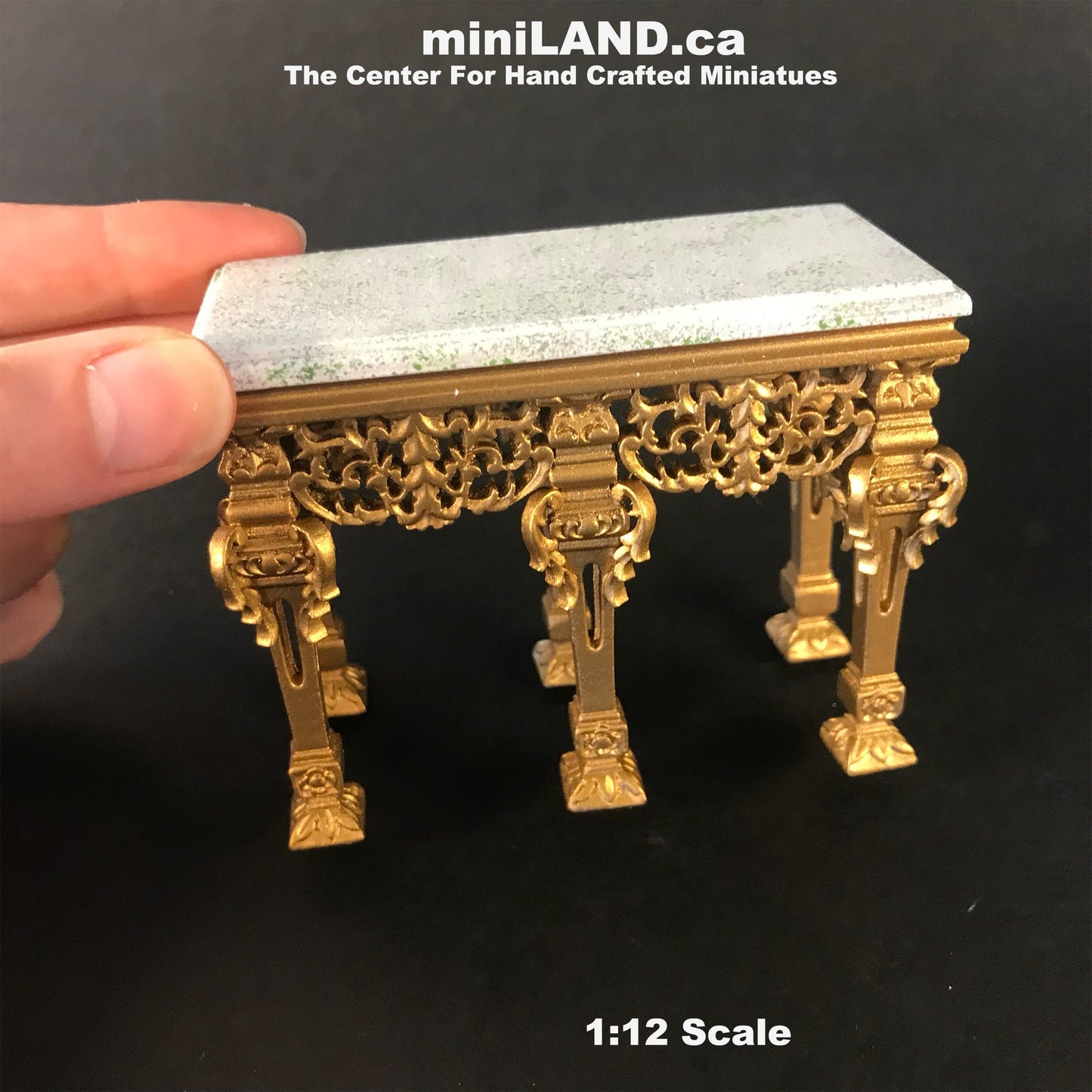 Console et supports latéraux en or de style Napoléon pour maison de poupée miniature 1:12