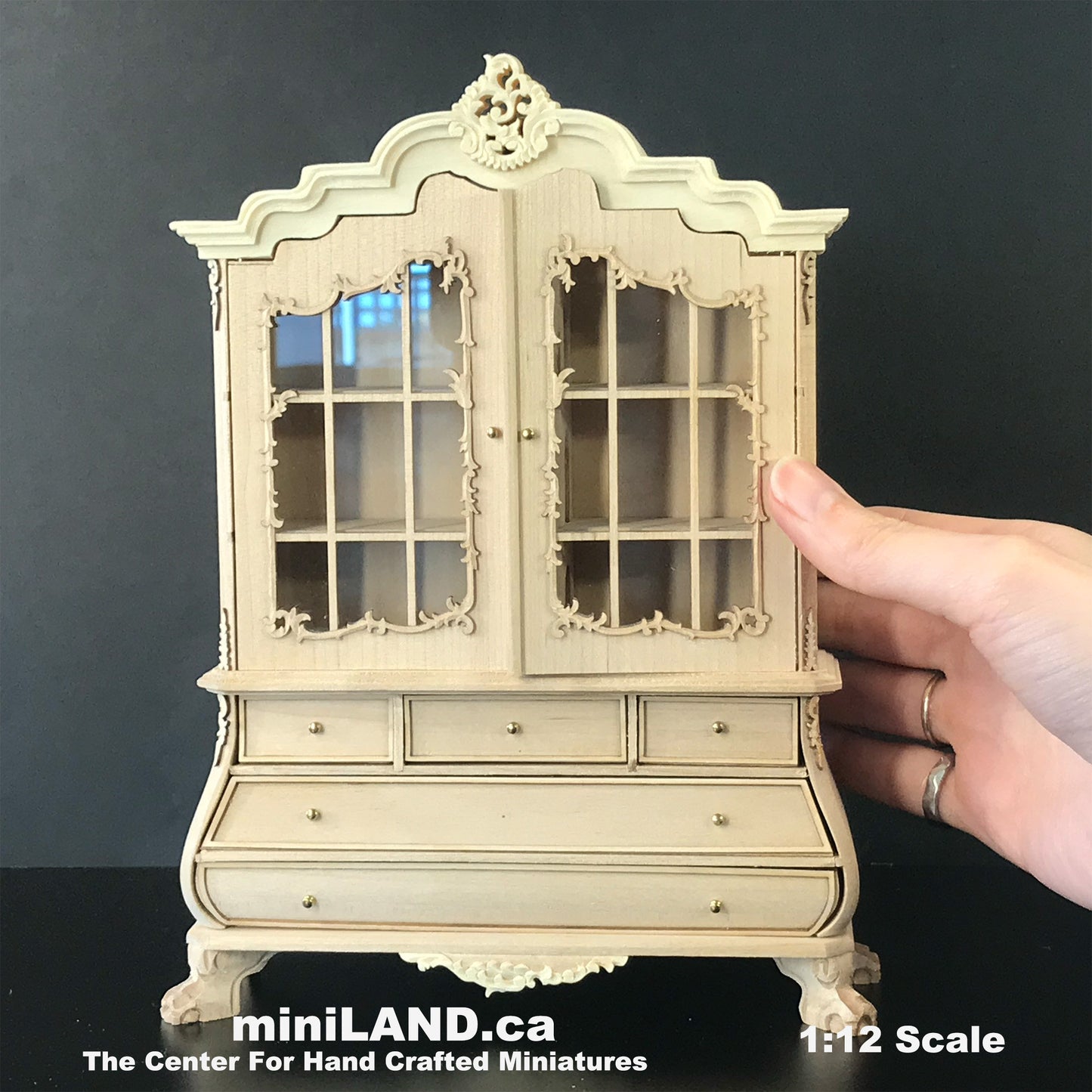Dutch baby 1:12 scale dollhouse for dollhouse Armoire MINIATURES 3895 UF Unfinished