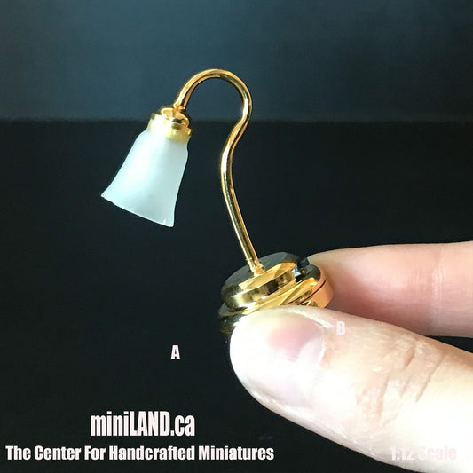 Lampe de bureau à LED avec abat-jour tulipe super lumineuse avec interrupteur marche/arrêt pour maison de poupée miniature à l'échelle 1:12 fonctionnant sur batterie