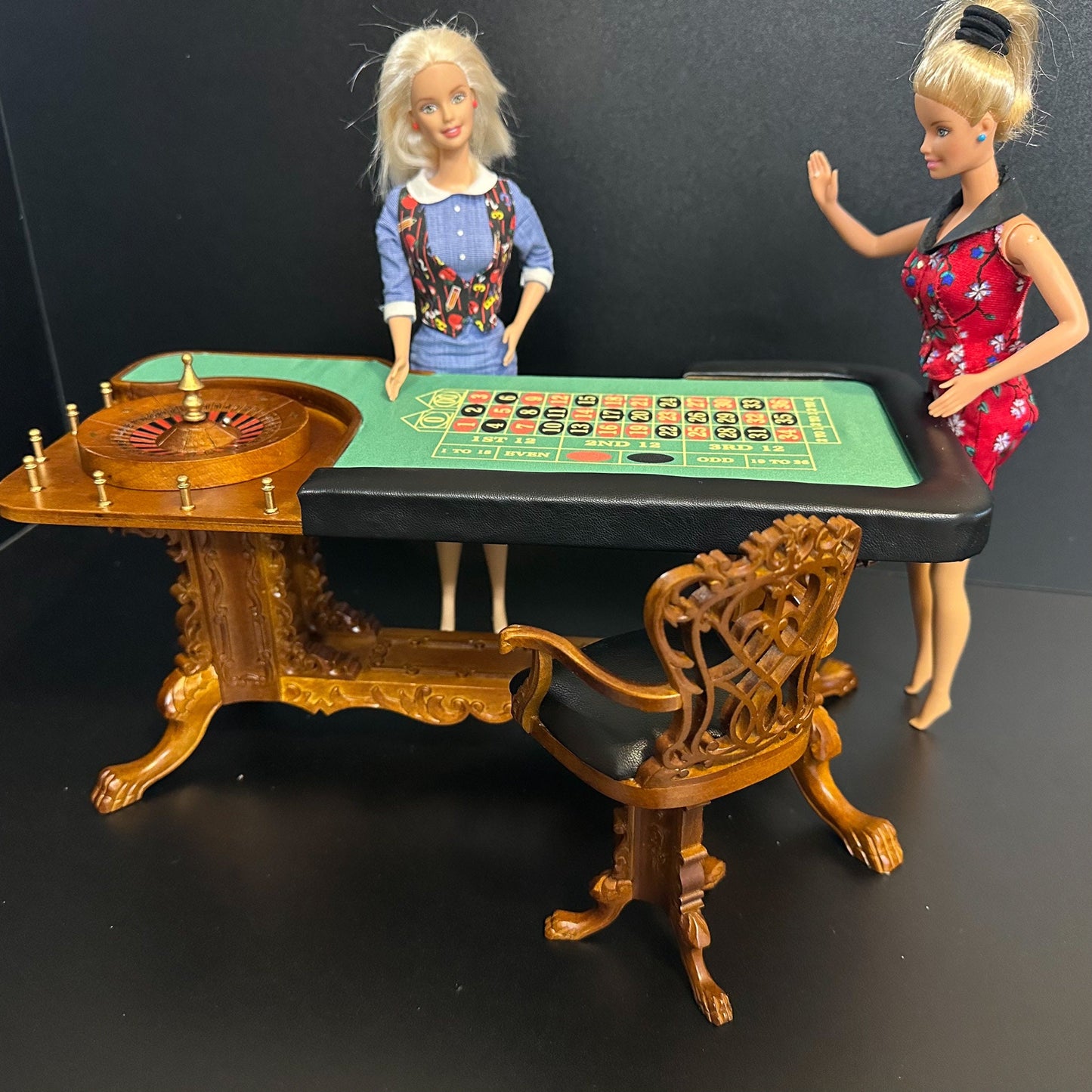 1:6 scale high stool for Roulette Casino Wheel play game Dollhouse miniature bet gamble bar pub (CHAIR ONLY) For fashion dolls