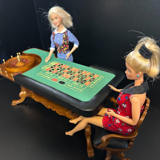 1:6 Hochhocker für Roulette Casino Wheel Spiel Puppenhaus Miniatur Wette Glücksspiel Bar Pub (NUR STUHL) Für Modepuppen