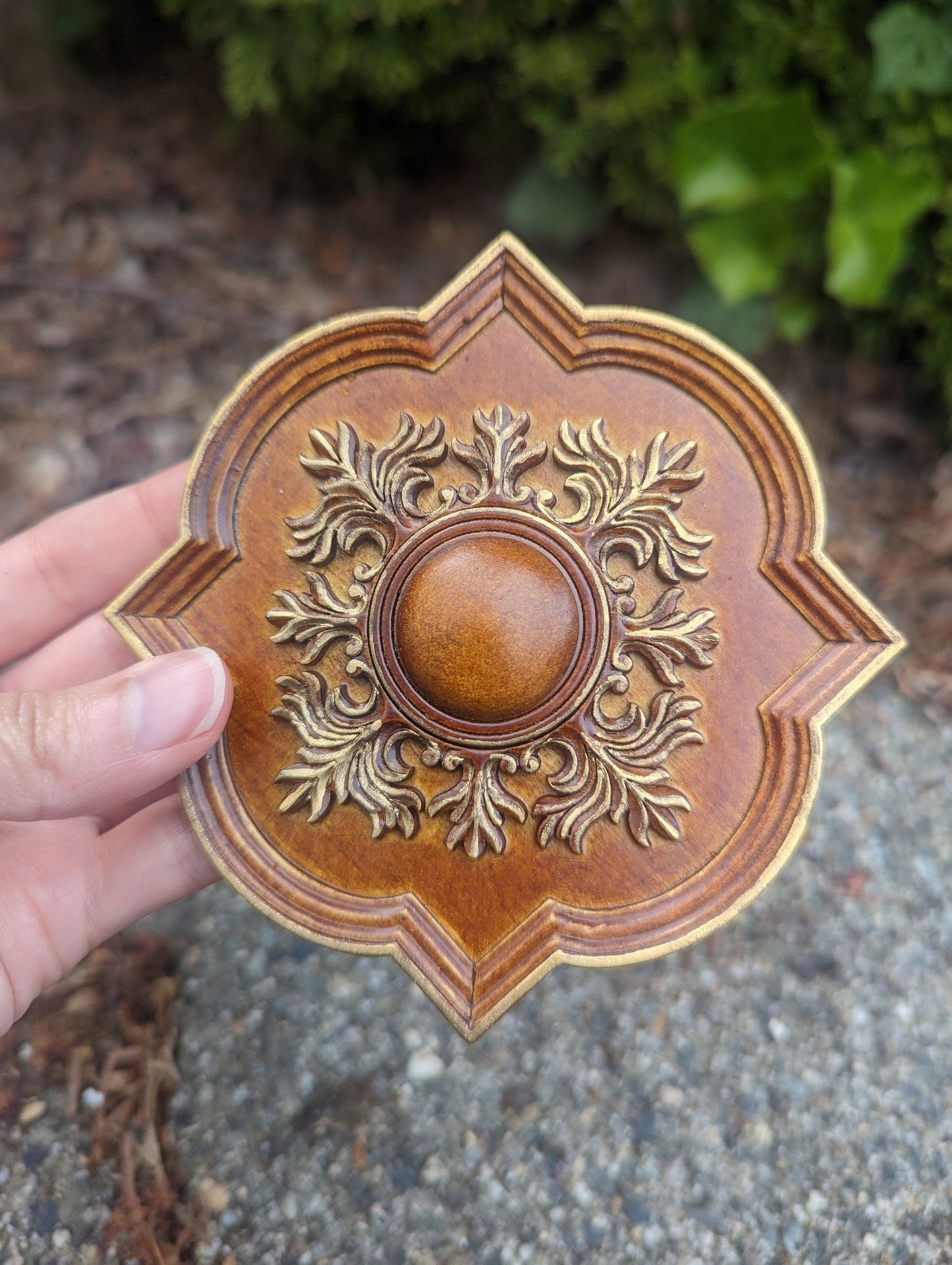 Small 4" Decorated Royal ceiling panel dollhouse miniature 1:12 ceiling medallion wood decoration
